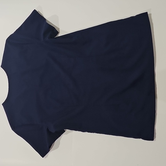 Figs Casma Three-Pocket Scrub Top Navy Blue Size XS - Picture 3 of 6